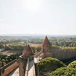 Confort ! Calme, Climatisation, Parking Gratuit, Grande Terrasse, Ascenseur, Wifi Appartement Carcassonne