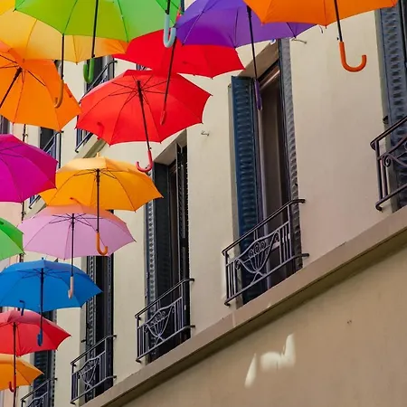 Confort ! Calme, Climatisation, Parking Gratuit, Grande Terrasse, Ascenseur, Wifi Apartamento *