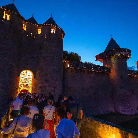 Confort ! Calme, Climatisation, Parking Gratuit, Grande Terrasse, Ascenseur, Wifi *