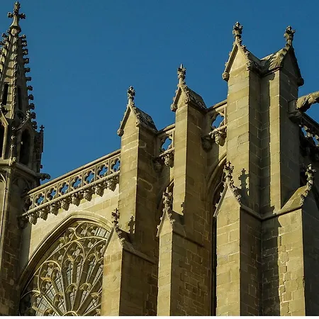 Confort ! Calme, Climatisation, Parking Gratuit, Grande Terrasse, Ascenseur, Wifi Daire Carcassonne