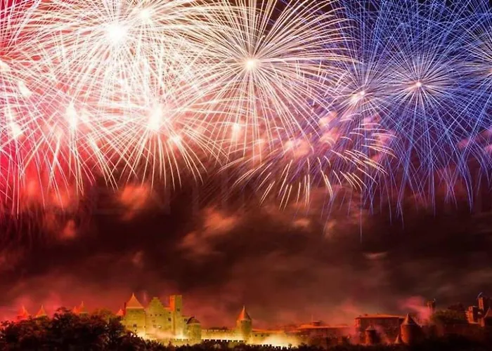 Confort ! Calme, Climatisation, Parking Gratuit, Grande Terrasse, Ascenseur, Wifi Apartment *