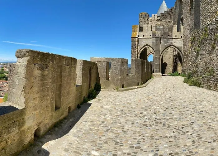 Apartment Confort ! Calme, Climatisation, Parking Gratuit, Grande Terrasse, Ascenseur, Wifi Carcassonne