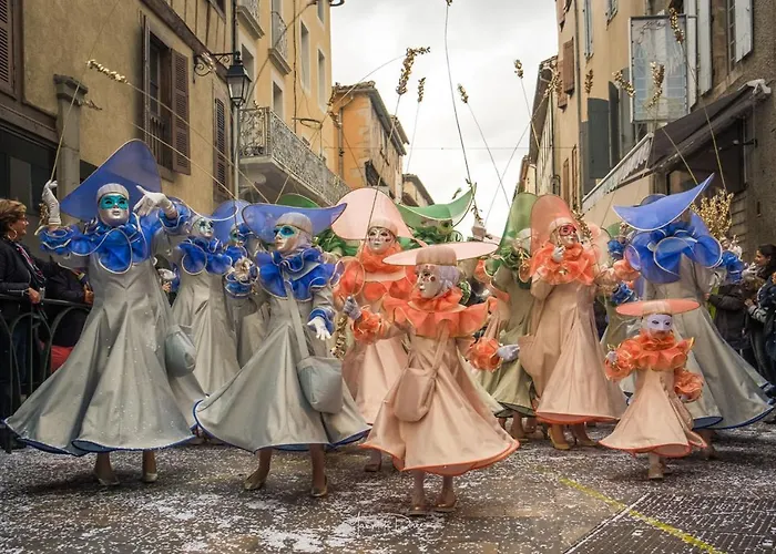 Apartment Confort ! Calme, Climatisation, Parking Gratuit, Grande Terrasse, Ascenseur, Wifi *