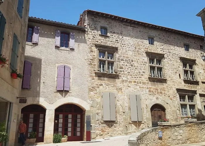 Confort ! Calme, Climatisation, Parking Gratuit, Grande Terrasse, Ascenseur, Wifi Carcassonne