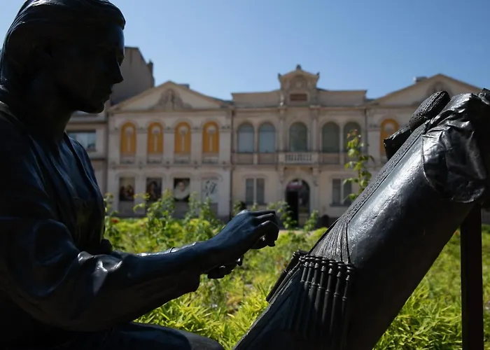 Confort ! Calme, Climatisation, Parking Gratuit, Grande Terrasse, Ascenseur, Wifi Apartment Carcassonne