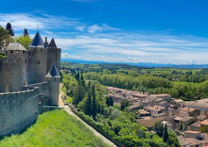 Confort ! Calme, Climatisation, Parking Gratuit, Grande Terrasse, Ascenseur, Wifi