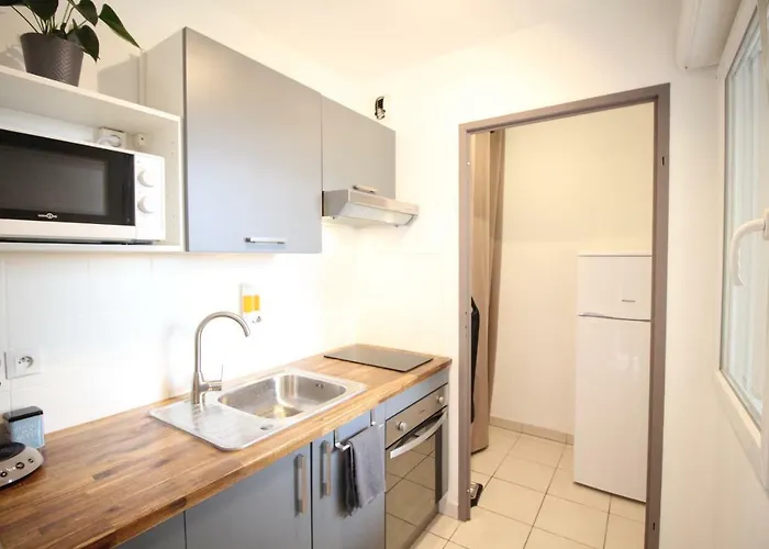 Apartment Confort ! Calme, Climatisation, Parking Gratuit, Grande Terrasse, Ascenseur, Wifi