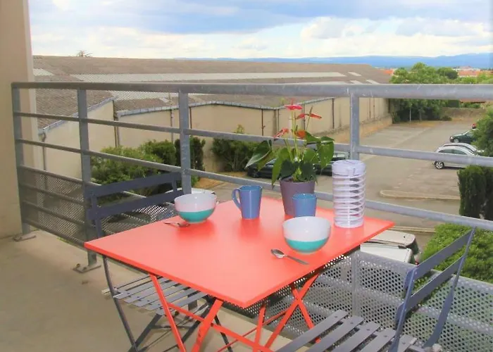 Confort ! Calme, Climatisation, Parking Gratuit, Grande Terrasse, Ascenseur, Wifi *